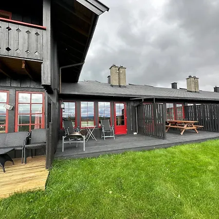 Experience Comfort, Ideal For Small Groups *